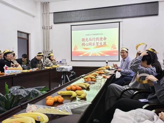 96b690fcf1cc2d56ed09d3defccf12d1