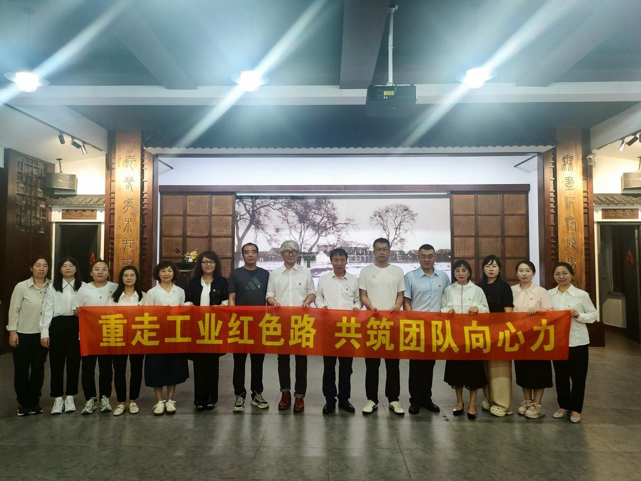 说明: 059dee821ad33f7f6517eac76f7c0d7