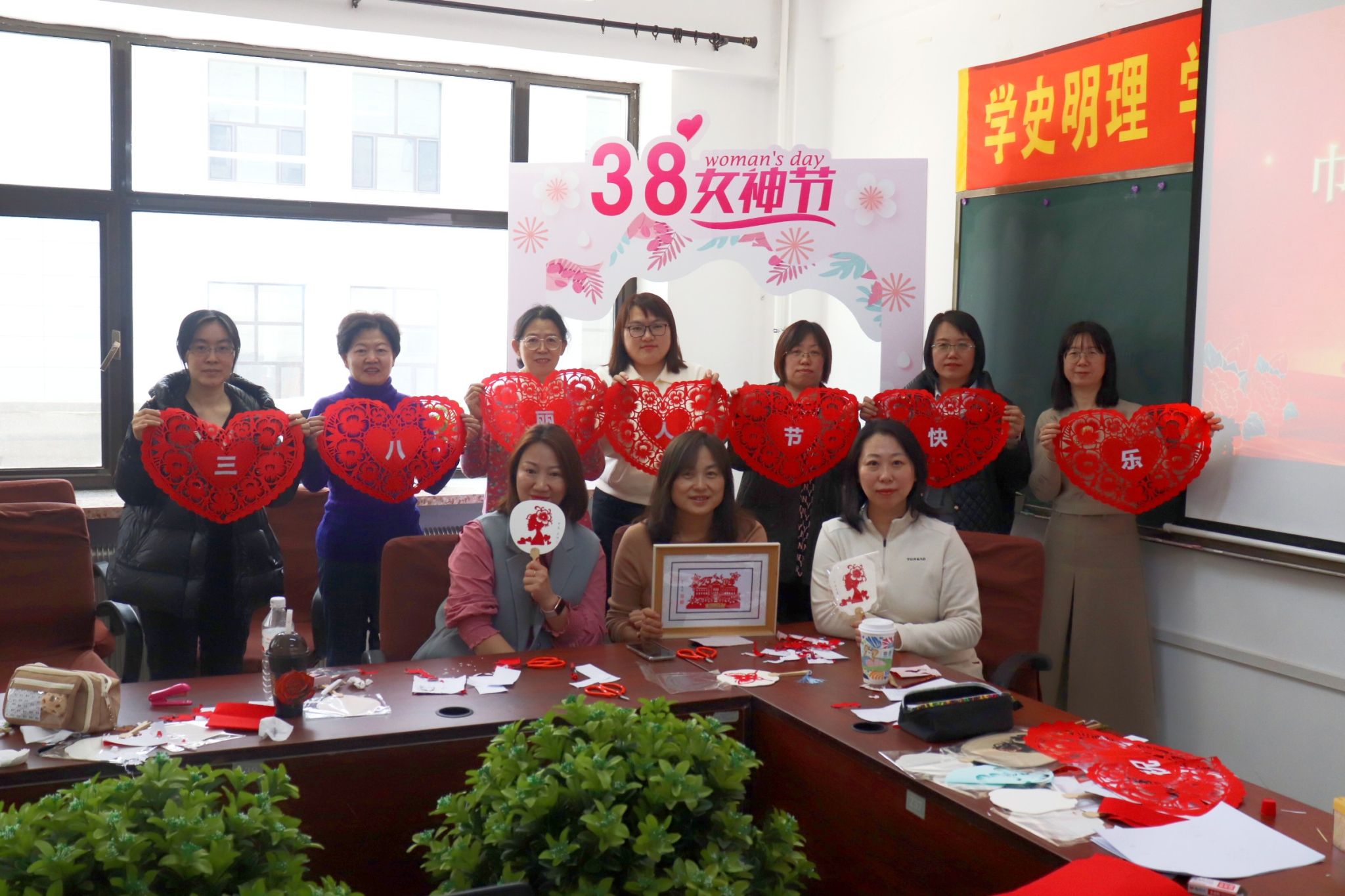 说明: http://zhanqun.neepu.edu.cn:8080/_vsl/D5806941199D5E0457990AA495DE6558/F089BC5C/4B32D